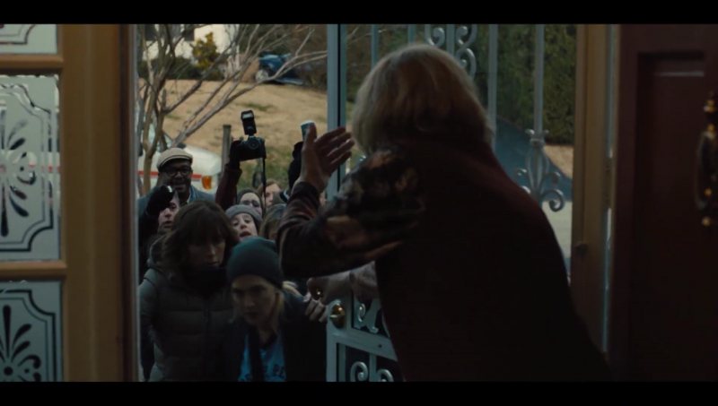 mare_of_easttown_extras_on_location_285529.jpg
