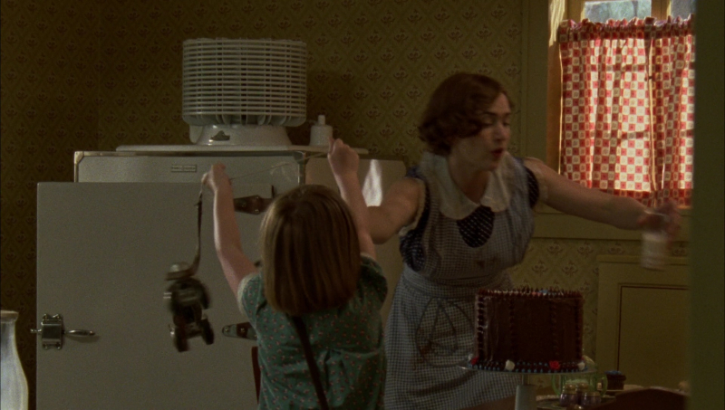 mildred_pierce_episode_1_2810829.jpg