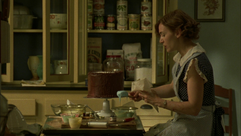 mildred_pierce_episode_1_282029.jpg