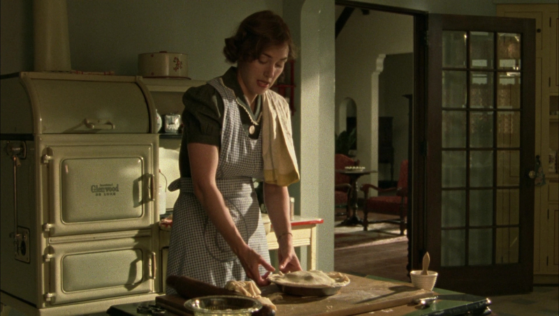 mildred_pierce_episode_1_2831429.jpg