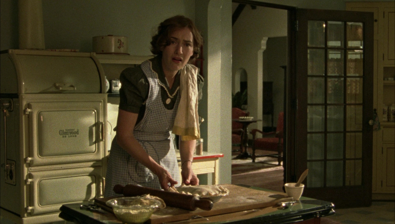 mildred_pierce_episode_1_2831729.jpg