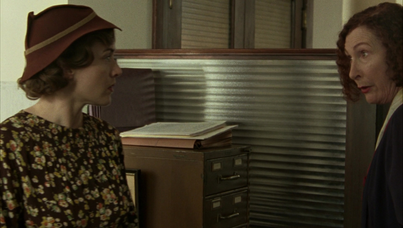mildred_pierce_episode_1_2854429.jpg