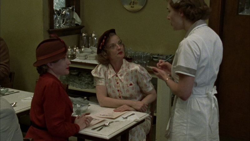 mildred_pierce_episode_1_2874829.jpg