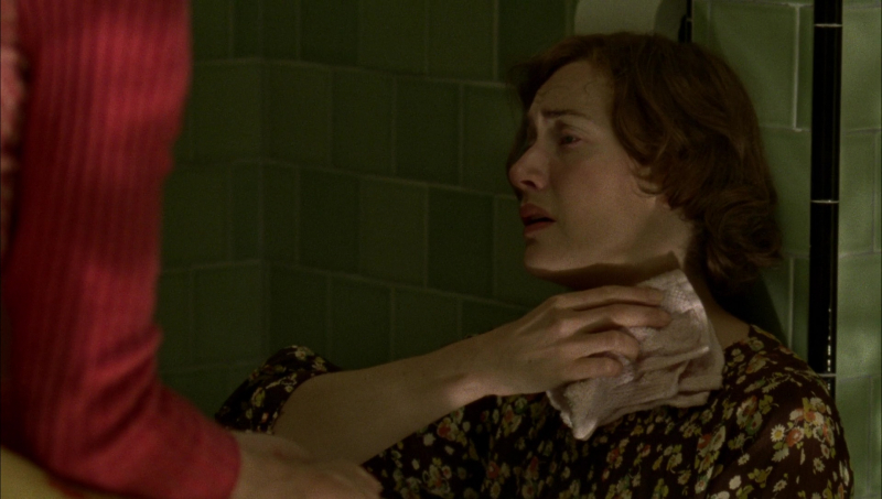 mildred_pierce_episode_1_2889729.jpg
