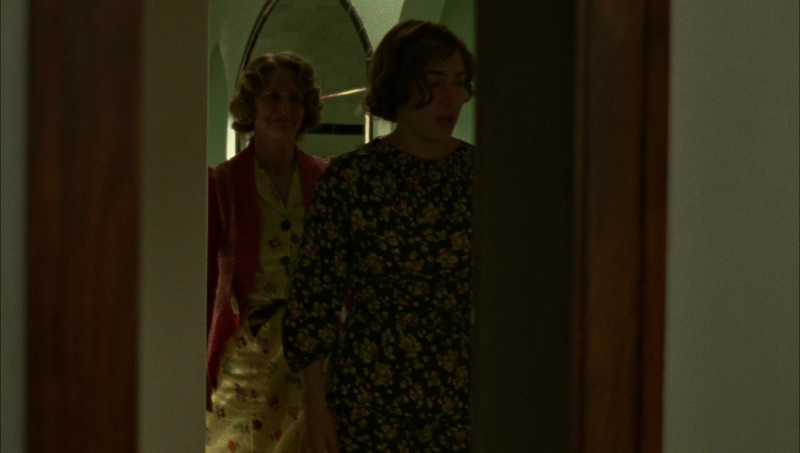 mildred_pierce_episode_1_2892829.jpg