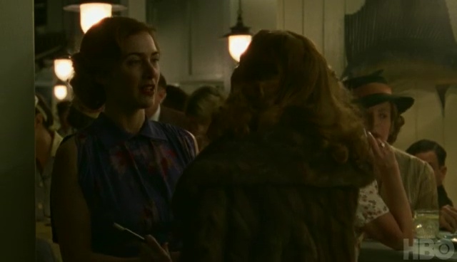 mildred_pierce_making_of_mildred_pierce_2835929.jpg