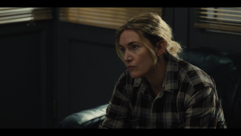 mare_of_easttown_episode_1_2812029.jpg