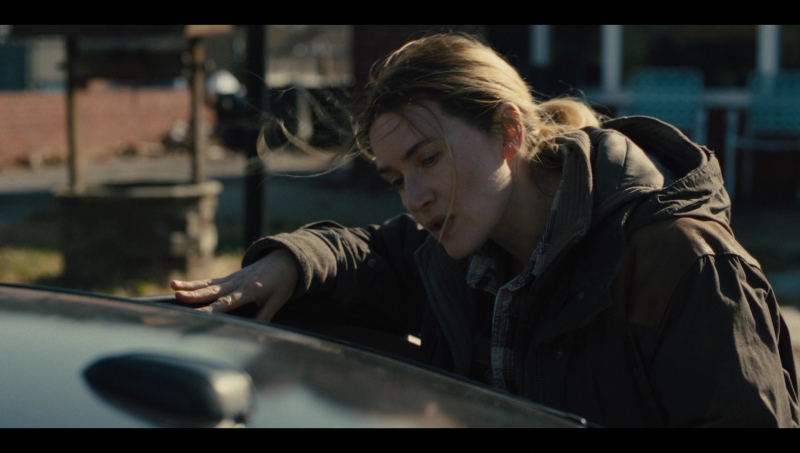 mare_of_easttown_episode_1_2828229.jpg