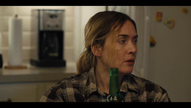 mare_of_easttown_episode_1_2834529.jpg