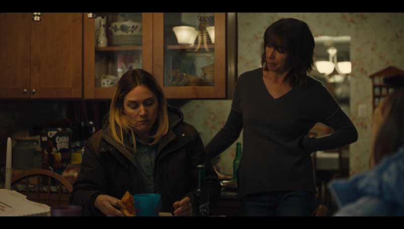 mare_of_easttown_episode_1_2842329.jpg