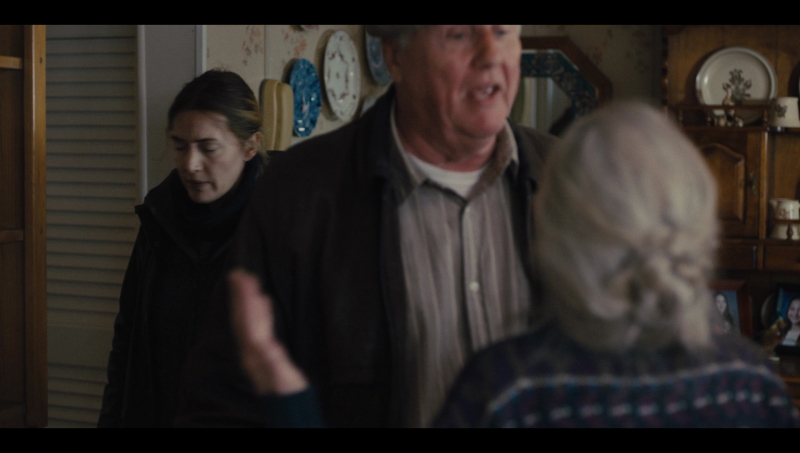 mare_of_easttown_episode_1_287229.jpg