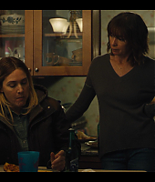 mare_of_easttown_episode_1_2842429.jpg