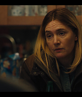 mare_of_easttown_episode_1_2844429.jpg
