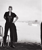 Filename=peter_linbergh_2015_1_28229.jpg
Filesize=428KiB
Dimensions=1460x1000
Date added=Oct 18, 2021 peter_linbergh_2015_1_28229.jpg