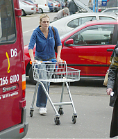 Filename=candids_2002_6_28229.jpg
Filesize=2953KiB
Dimensions=2179x2999
Date added=Apr 23, 2022 candids_2002_6_28229.jpg